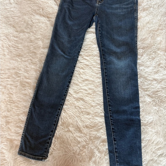 Madewell 10” High Rise Skinny Jeans - Picture 3 of 13